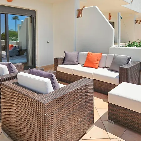 3 Bedroom Townhouse Sunset Golf Casa de Férias Estepona