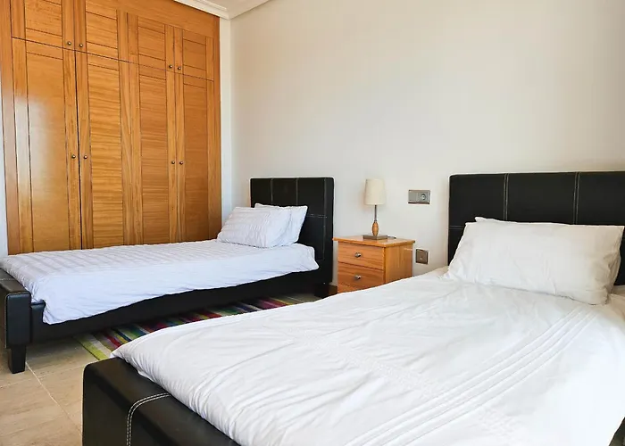 Casa de Férias 3 Bedroom Townhouse Sunset Golf Estepona