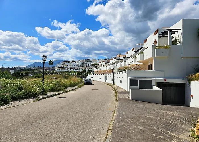 3 Bedroom Townhouse Sunset Golf *