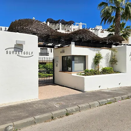 3 Bedroom Townhouse Sunset Golf * Эстепона