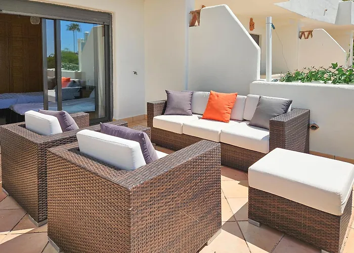 3 Bedroom Townhouse Sunset Golf Tatil Evi Estepona