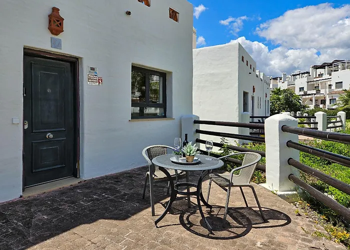 3 Bedroom Townhouse Sunset Golf Tatil Evi Estepona